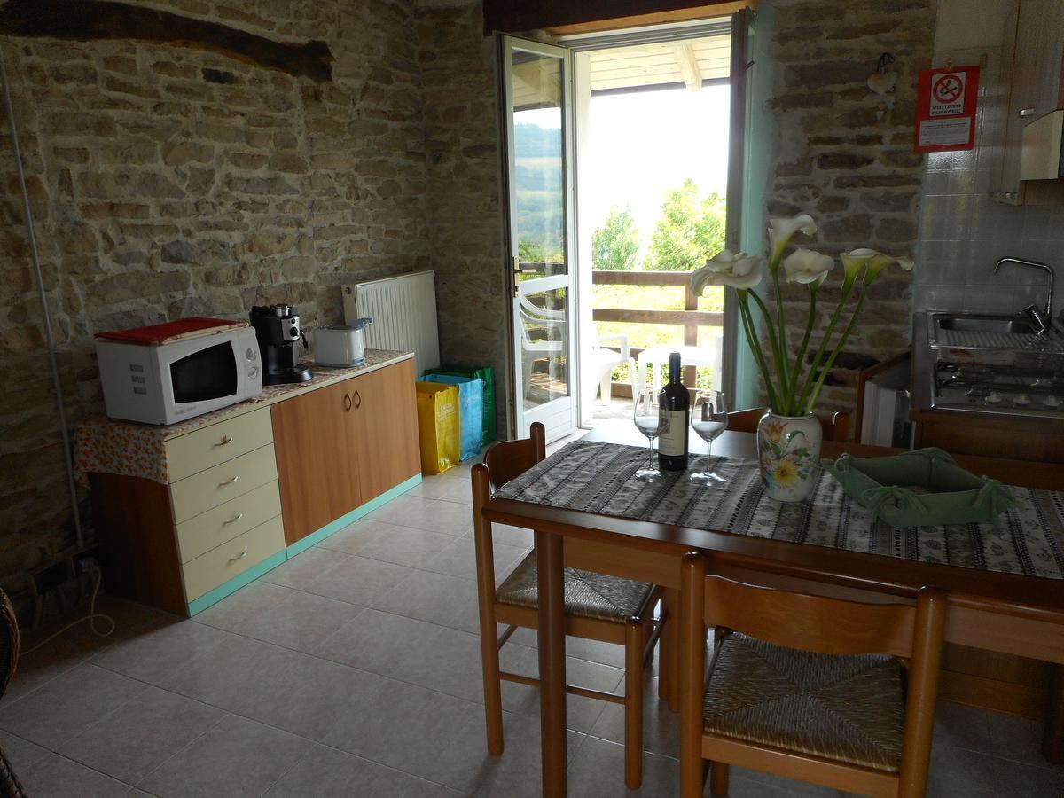 Agriturismo Cascina Serra Коссано-Бельбо Экстерьер фото